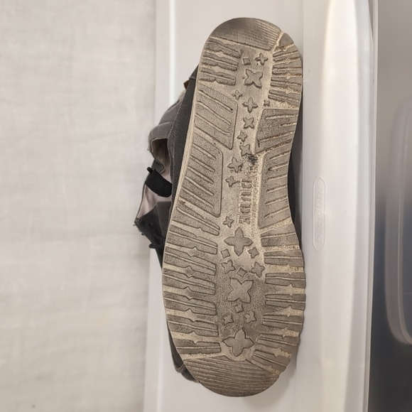 Hey Dude Wendy Gray Canvas Slip-On Size 8 - Picture 5 of 6